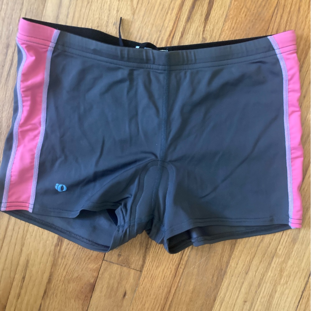 Pearl Izumi lightly padded spin shorts